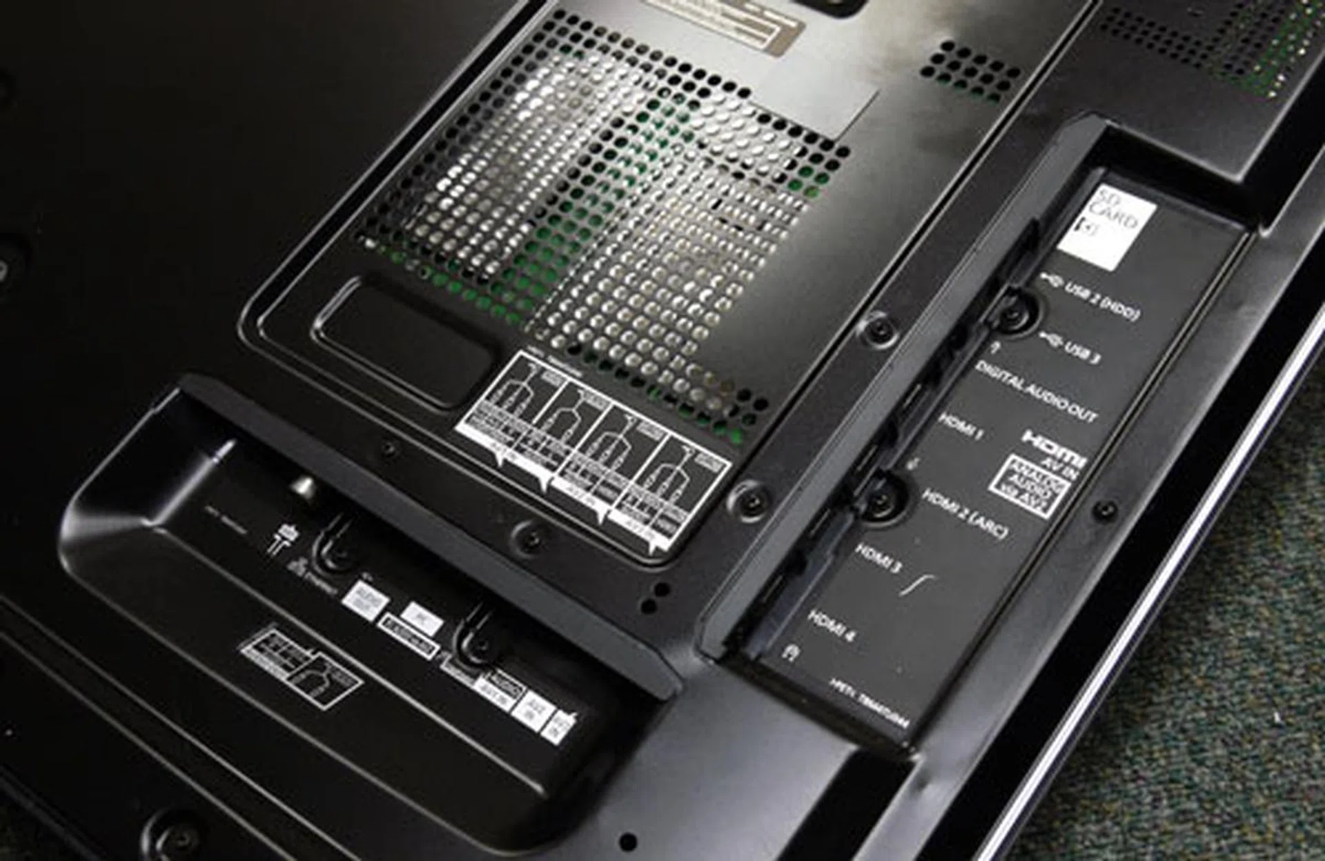 Rear-facing ports are a thing of the past with the VT30S. The side panel includes an SD card slot, four HDMI 1.4 inputs, two USB ports, a headphone jack, and an optical audio output. Breakout cables are required for the component and composite inlets. 