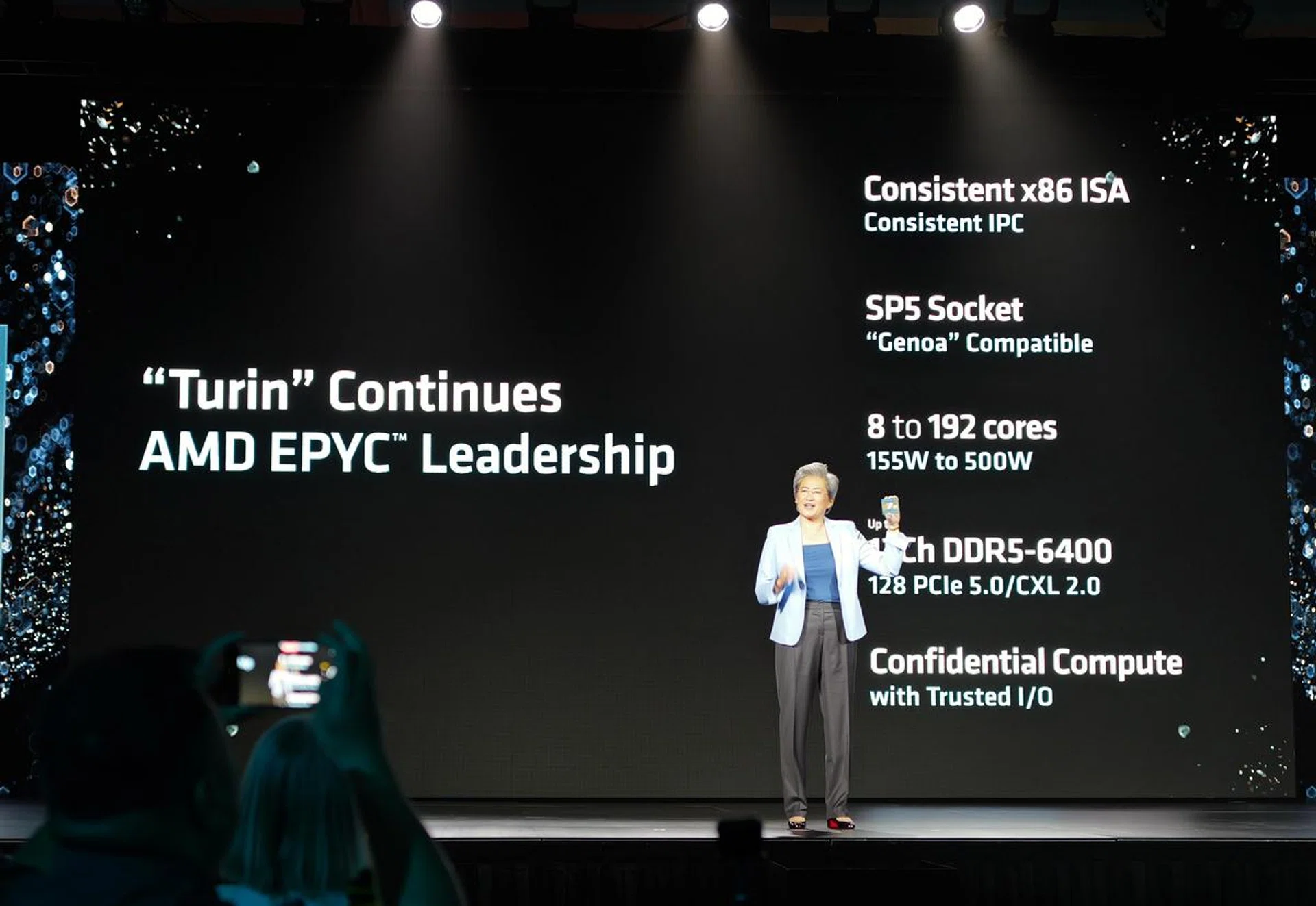 The AMD EPYC 9005 series is absed on the Zen 5 architecture. PHOTO: HWZ