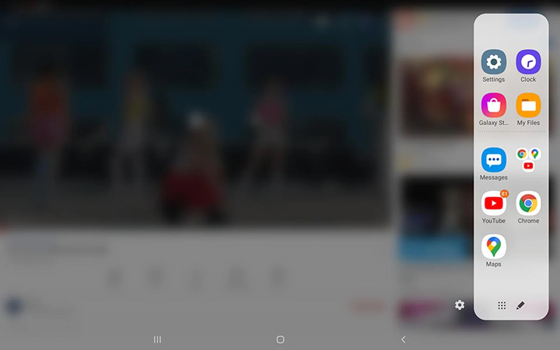 Edge Panel is available as a shortcut to frequently used apps, and the Multi-Active Window feature.
