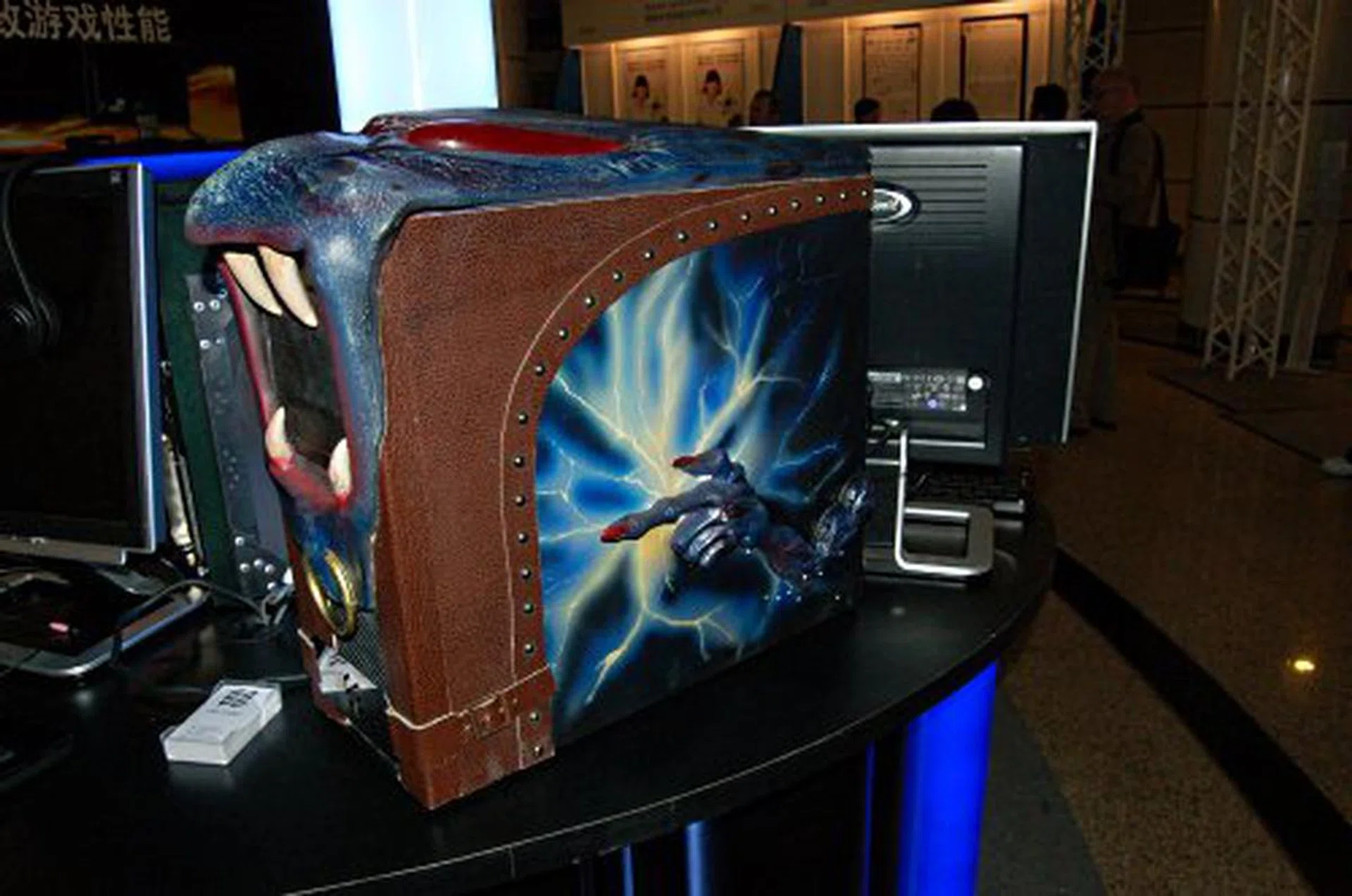 Some case mod. Would actually look more menacing if it didn't look like a rabid rat.