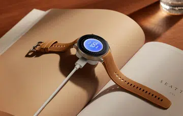 Google's Wear OS is likely to see strong growth in the global smartwatch market this year due to major Android brands such as OPPO releasing more advanced models. This is the OPPO Watch X. (Image source: OPPO)