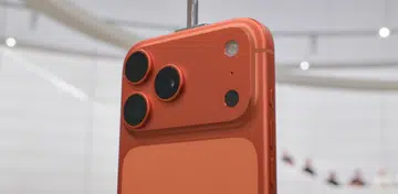Apple iPhone 17 Pro Cosmic Orange