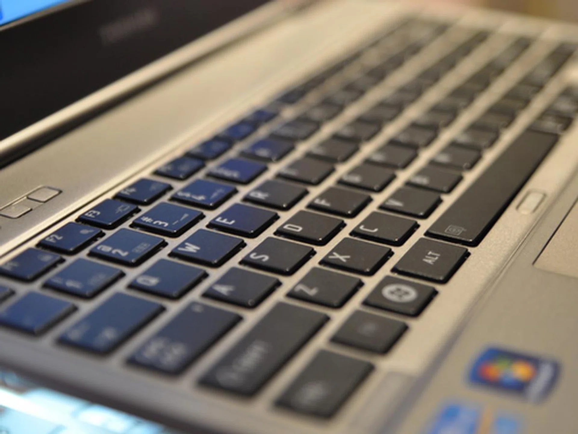 The island-style keys on the Z830 are a pleasure to use, even though the machine itself is extremely thin, the keys don't feel overly shallow at all. 