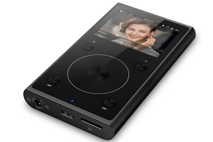 The audio jacks now support line output so you can use the X1 II to feed your speakers.