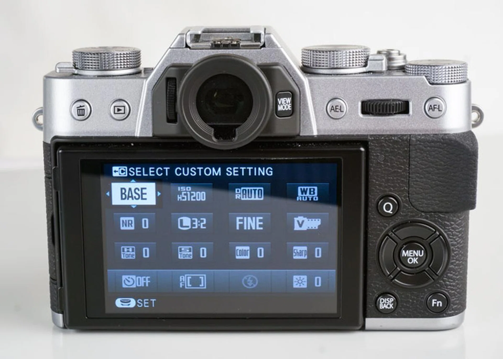 Fuji's Quick Menu system puts everything at your finger tips.