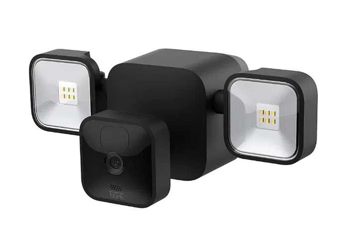 The Blink Outdoor can be supplied limitless energy for constant coverage. 