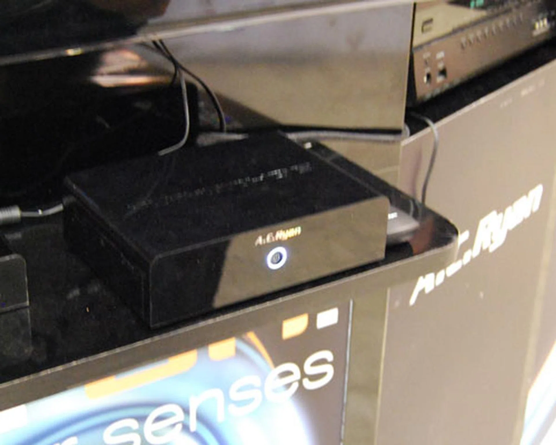 Newly launched at IT Show 2011, the PlayOn! HD2 comes with a 2TB HDD within the media streamer. With a strong support for various multimedia file formats, you'll also find a HDMI 1.3 output to hook up your full HDTV to this media streamer. And the price, is set at $399 from its usual price of $459. Citibank card members also get $10 off and a $10 Harvey Norman voucher with this purchase.