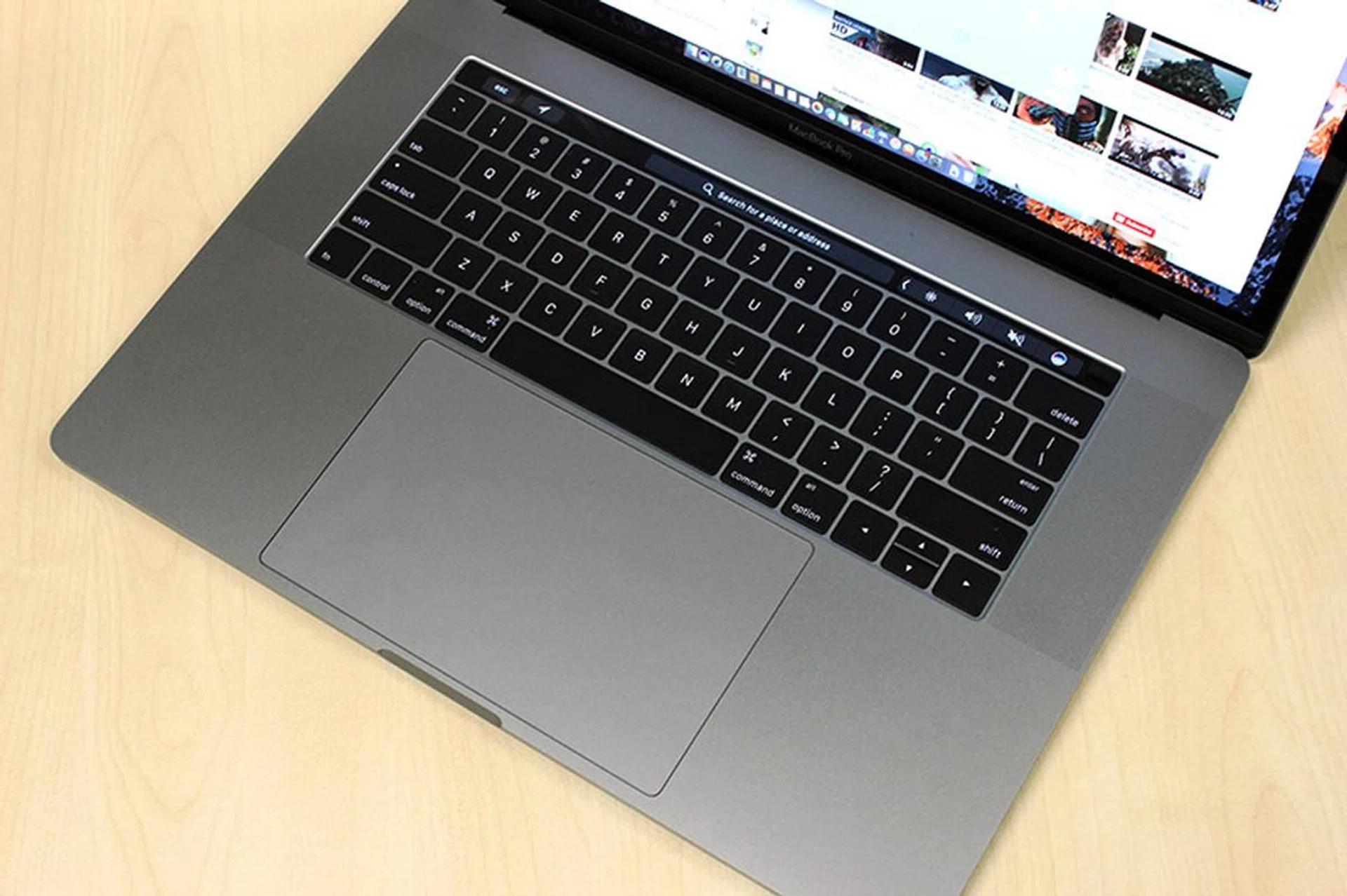 The 15-inch MacBook Pro has an improved version of the butterfly switch keys found in the MacBook. The trackpad has also been enlarged - it's actually twice as large!