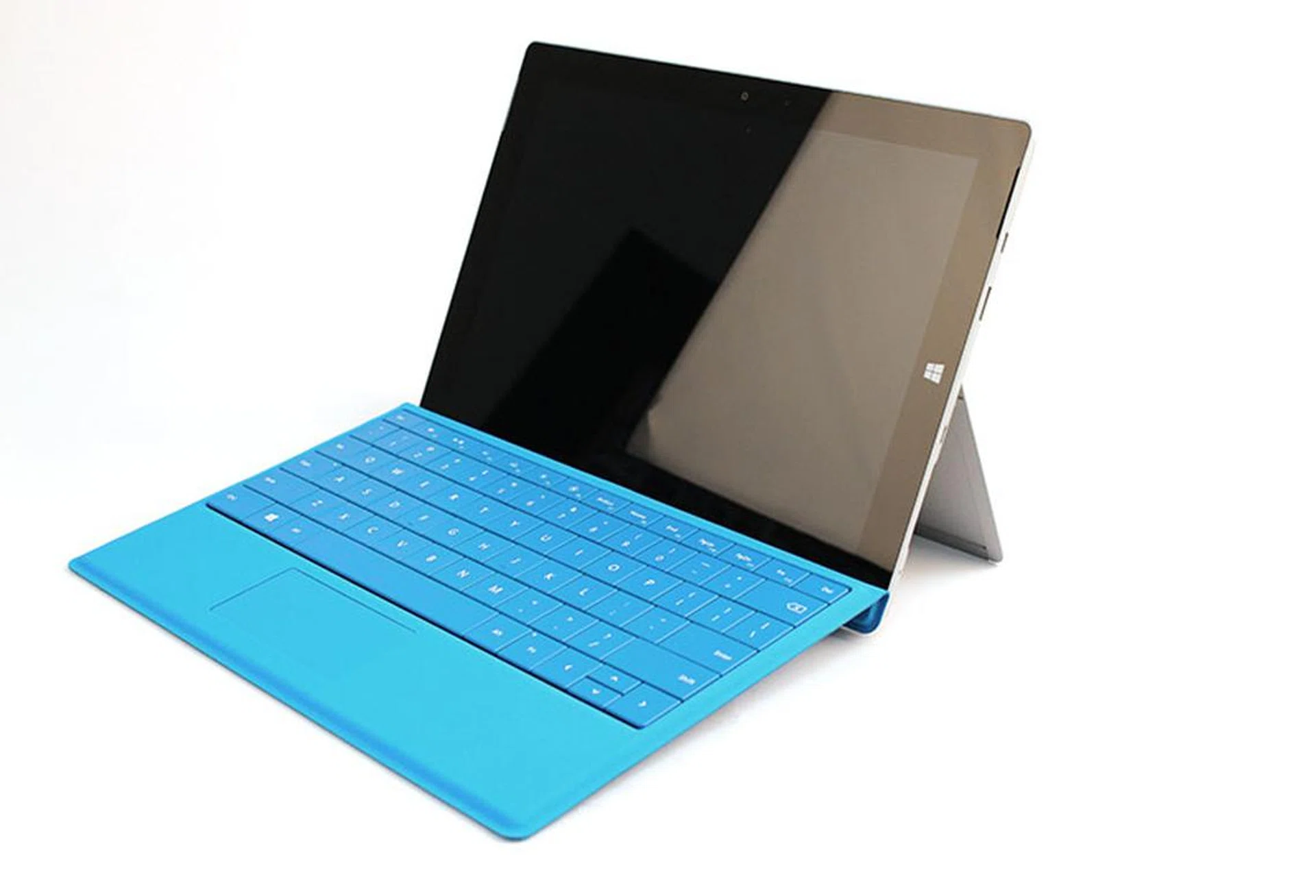 Meet the new Surface 3, a sized-down version of the Surface Pro 3.