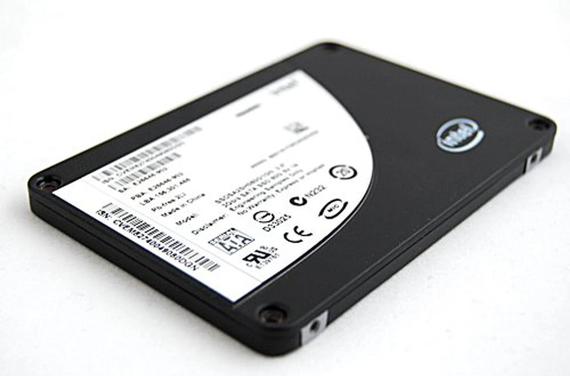 Blast from the past, this is the Intel X25-M SSD.