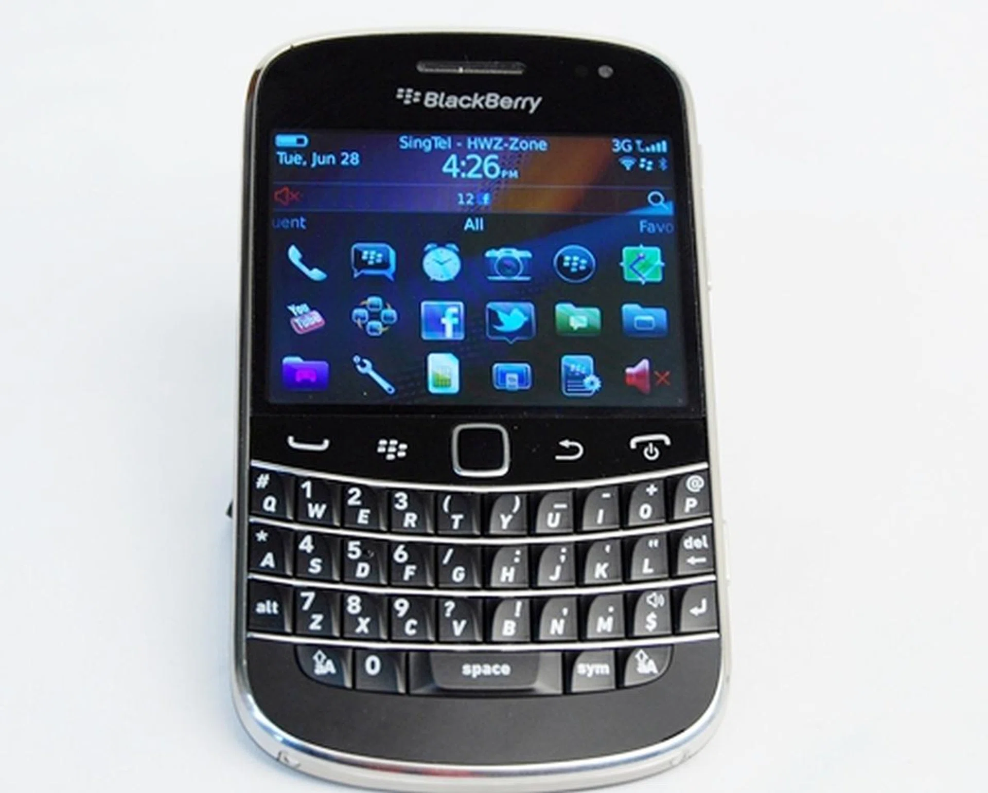 The BlackBerry Bold 9900 is the fourth iteration of the Bold series by RIM.
