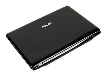 It looks like your usual ASUS Eee PC Seashell, except that it's much wider. The entire unit is glossy and a fingerprint magnet, so be warned.