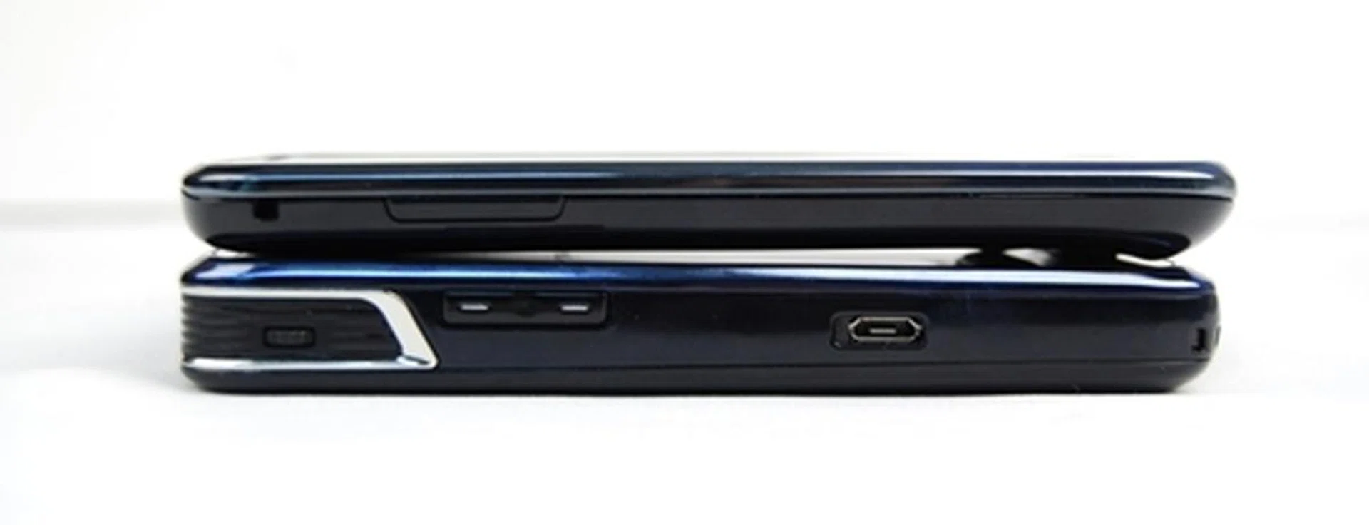 Another look at the phones when they are stacked together. The Samsung Galaxy Beam strikes us as the more angular of the two.