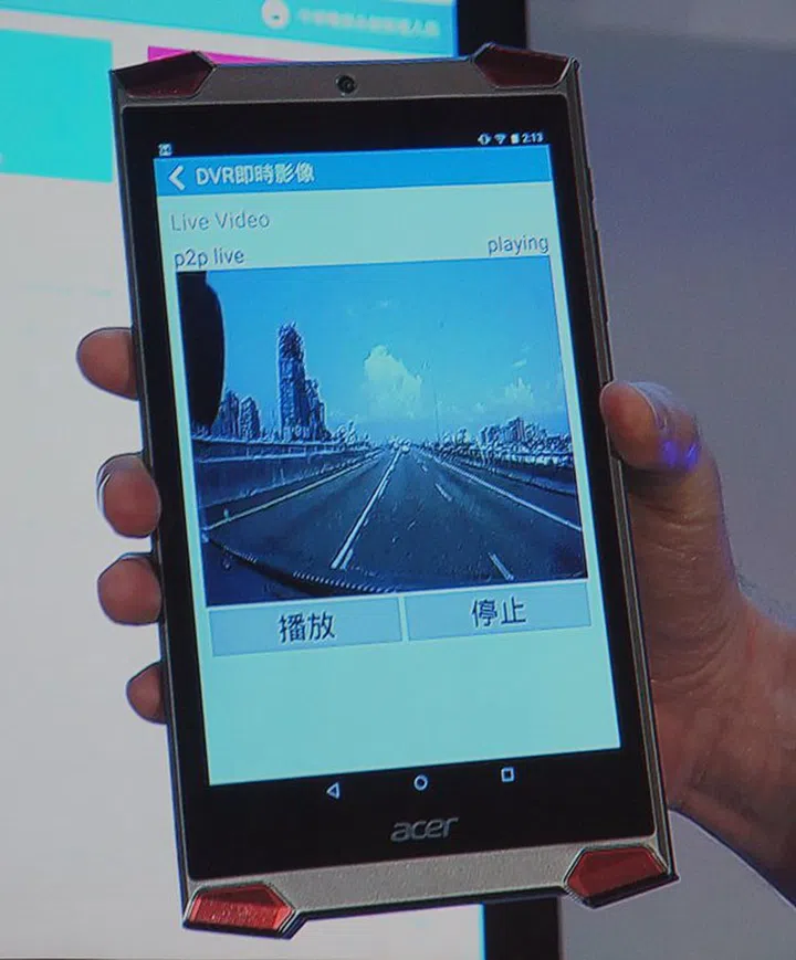 Depending on who needs to keep tabs, the car's SanJet camcorder live video feed can be accessed.