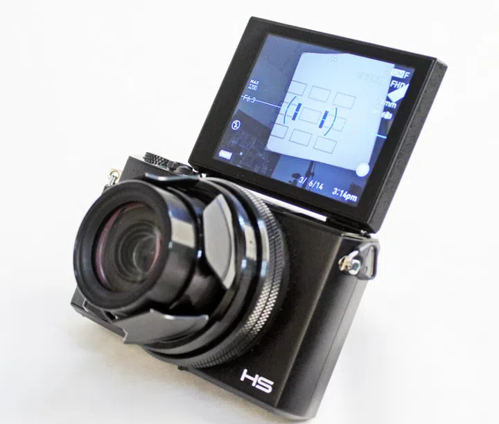 10.7x optical zoom on the Casio EX-100 gives you more reach than the other enthusiast models. 