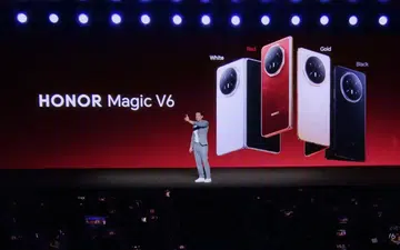 Honor Magic V6