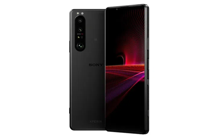 Sony Xperia 1 III in Black.