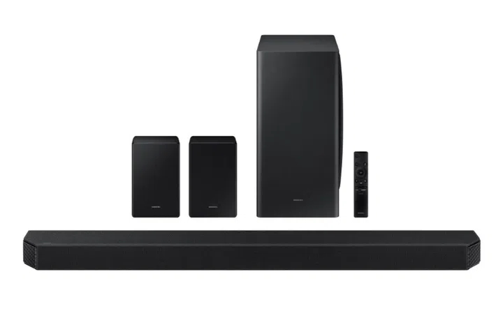 Enjoy Dolby Atmos and DTS:X surround sound technology. Image courtesy of Samsung.
