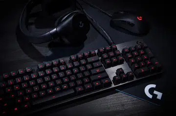 Logitech G413 Carbon