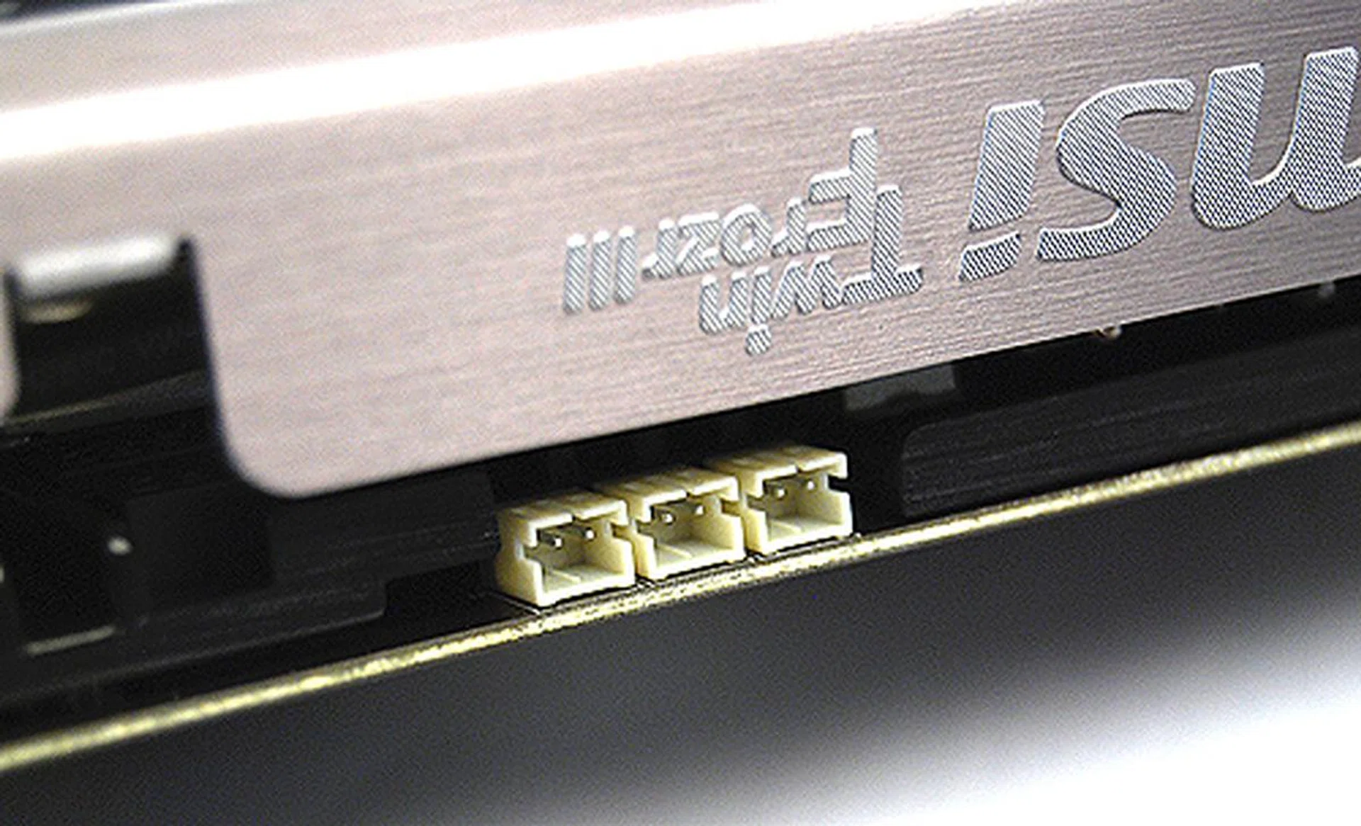 Vcheck points, a staple on "Hawk" graphics cards, allow users to accurately determine the voltage at the GPU core, memory and PLL.