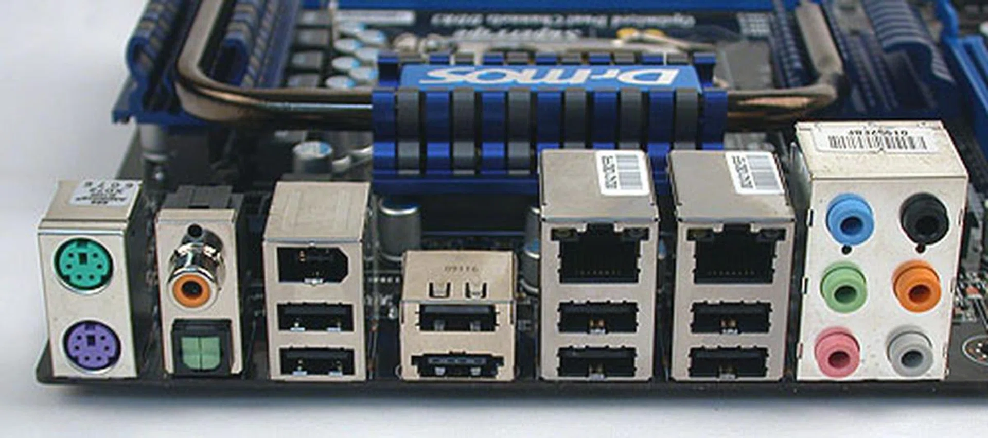 Looking to compete directly against the Gigabyte for its rear I/O selection, MSI's version has similarly dual-Gigabit LAN, an USB/eSATA combo port, FireWire and both optical and coaxial outputs. Both PS/2 keyboard and mouse ports are also present.