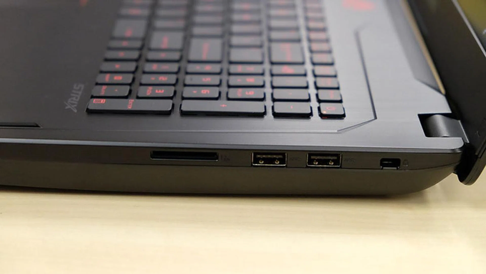 ASUS ROG Strix GL702ZC