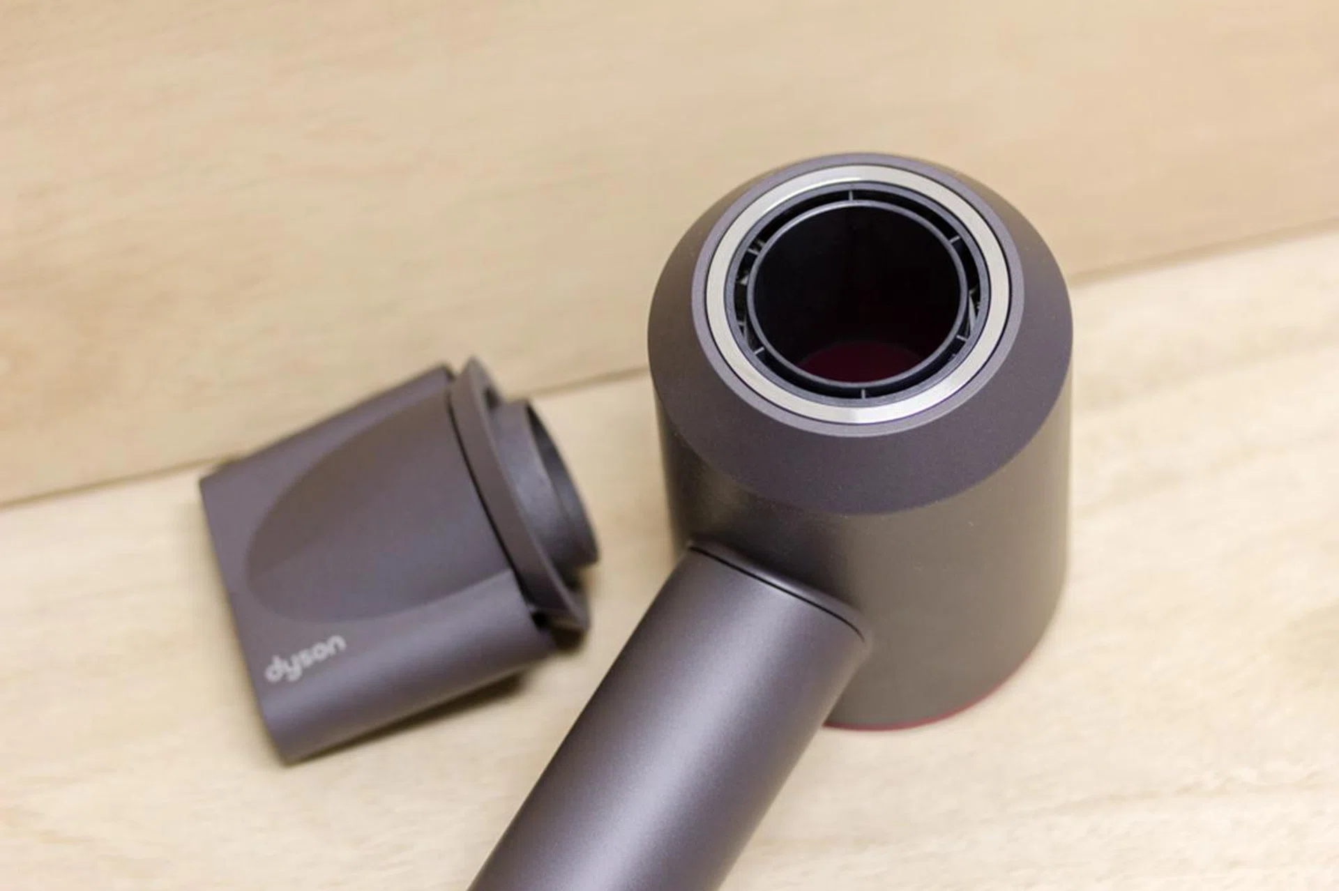 The Supersonic comes with accessories that magnetically clasp onto the front of the hairdryer. Use it without anything on to experience real world power.