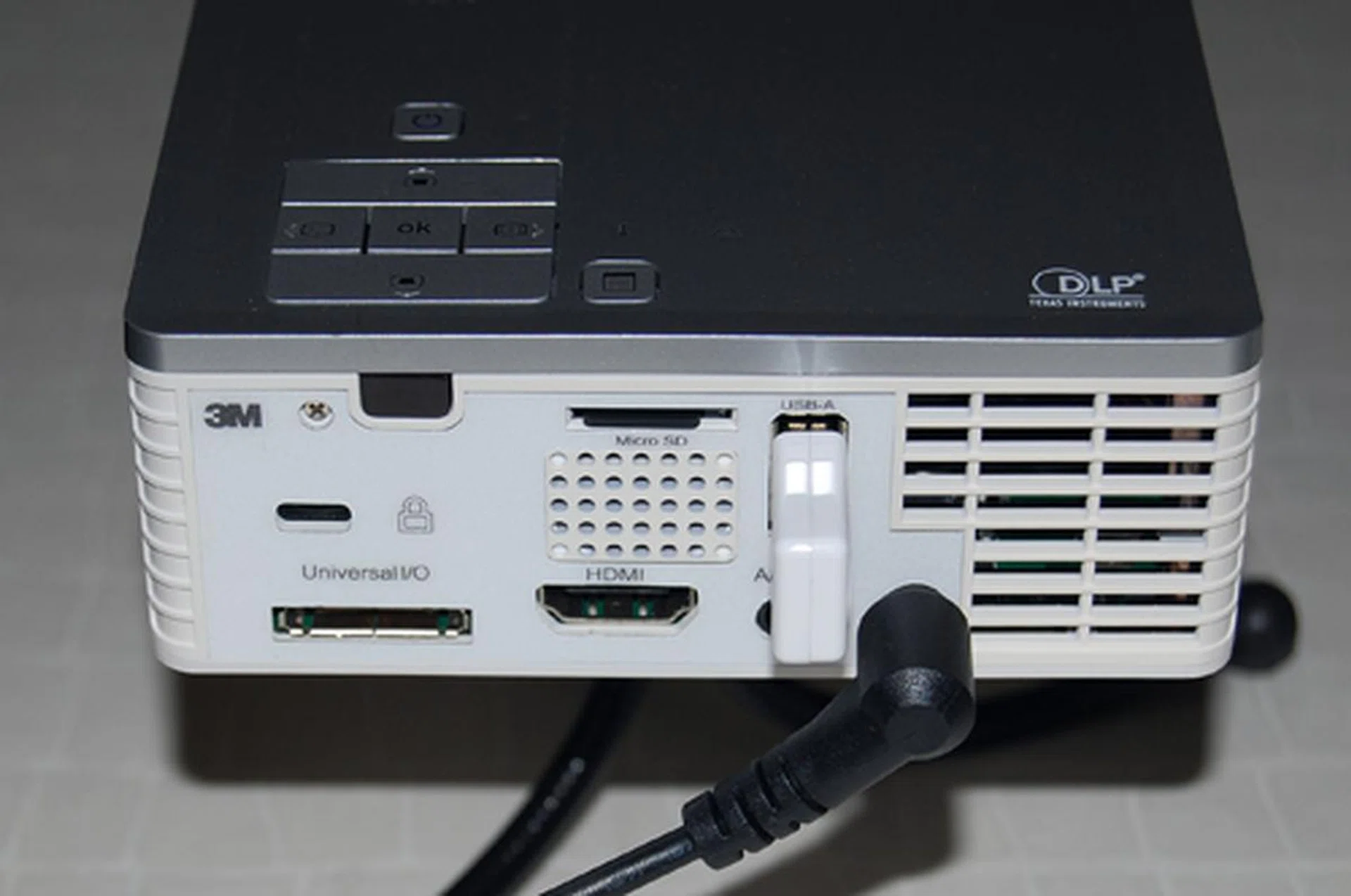 You can see the MicroSD slot at the back along with a HDMI port. A USB port is available so as to enable wireless functionality with the help of a transmitter.