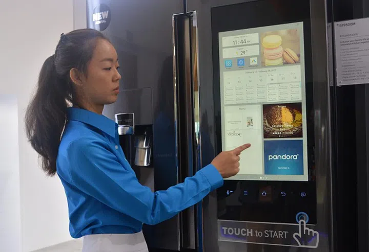 Samsung Family Hub 2.0