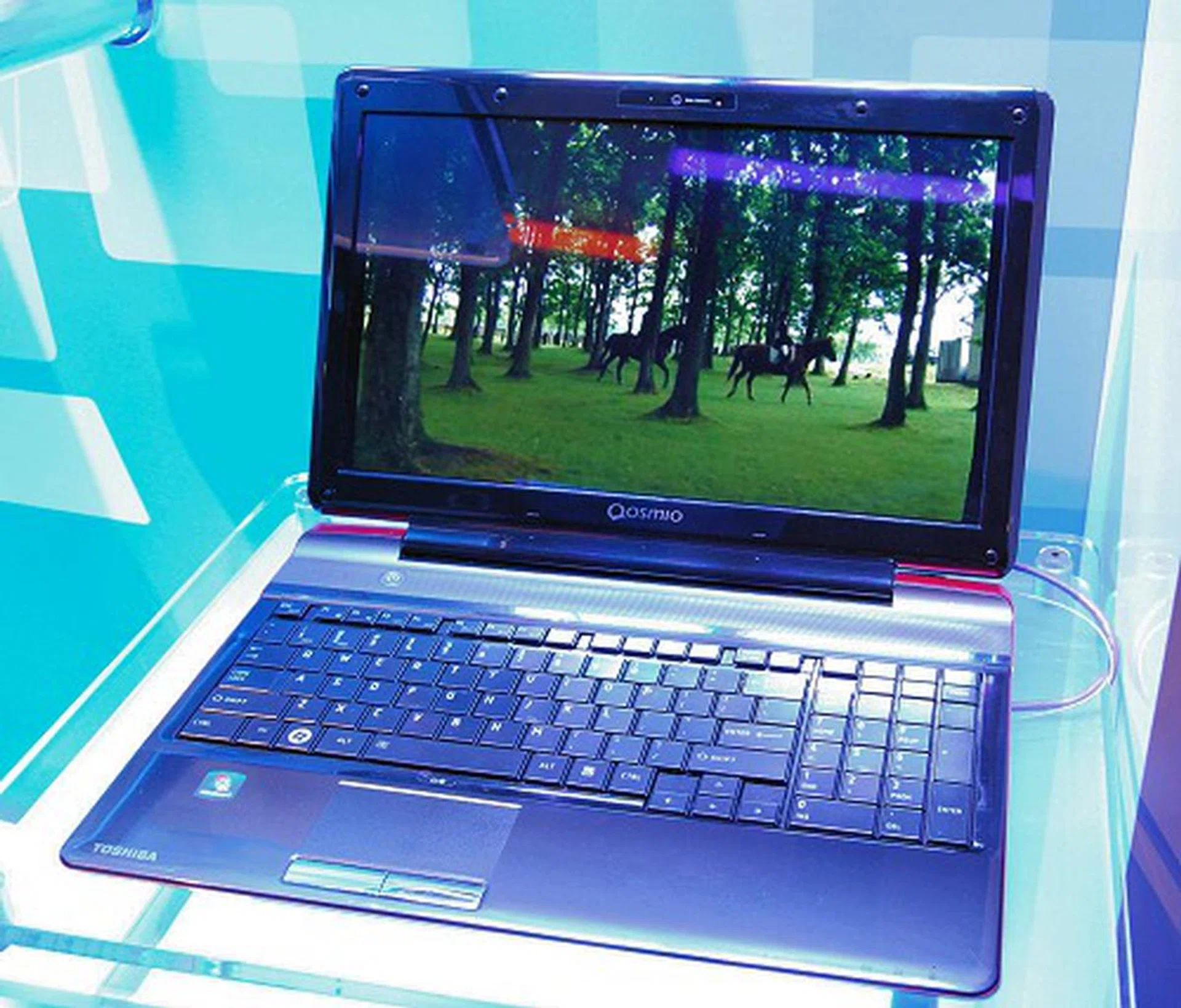 Here's Toshiba showing some of its notebook magic with a glass-free 3D notebook. Specs include an Intel Core i5-M520 processor, 4GB RAM, 500GB storage, 15.6-inch display size and a pair of Harman Kardon speakers.