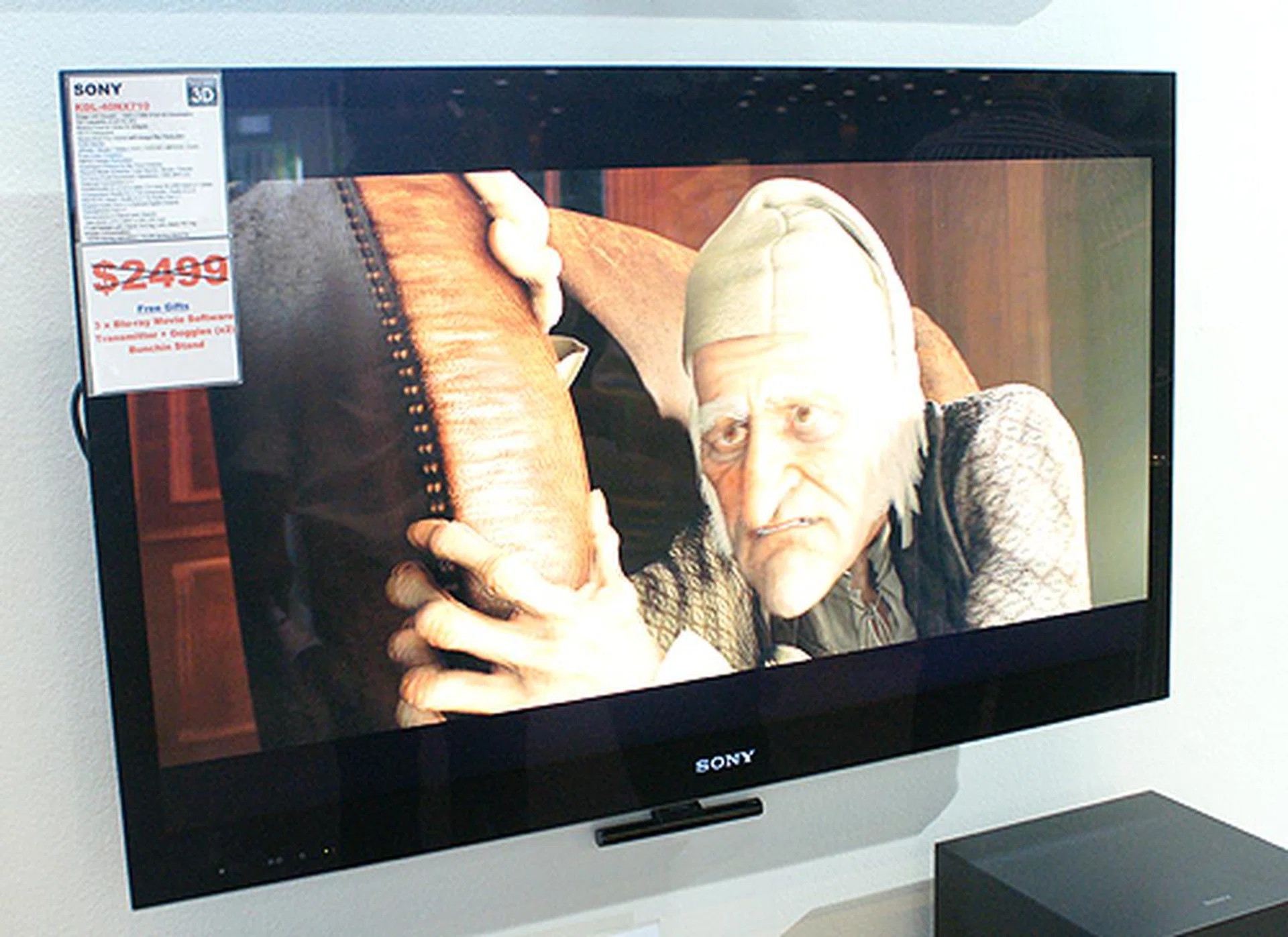 Another 3D TV on sale is the full HD 40-inch NX710. It has Dynamic EDGE LED backlighting, MotionFlow 100Hz PRO and BRAVIA Internet Video. Going at the show for $1699 (U.P.: $2499) along with three free Blu-ray titles, TV stand, two goggles and transmitter.