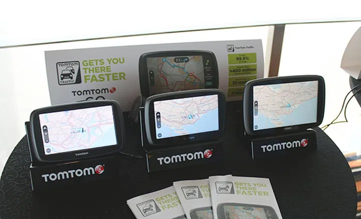 Users can choose from either a 5 or 6-inch display.