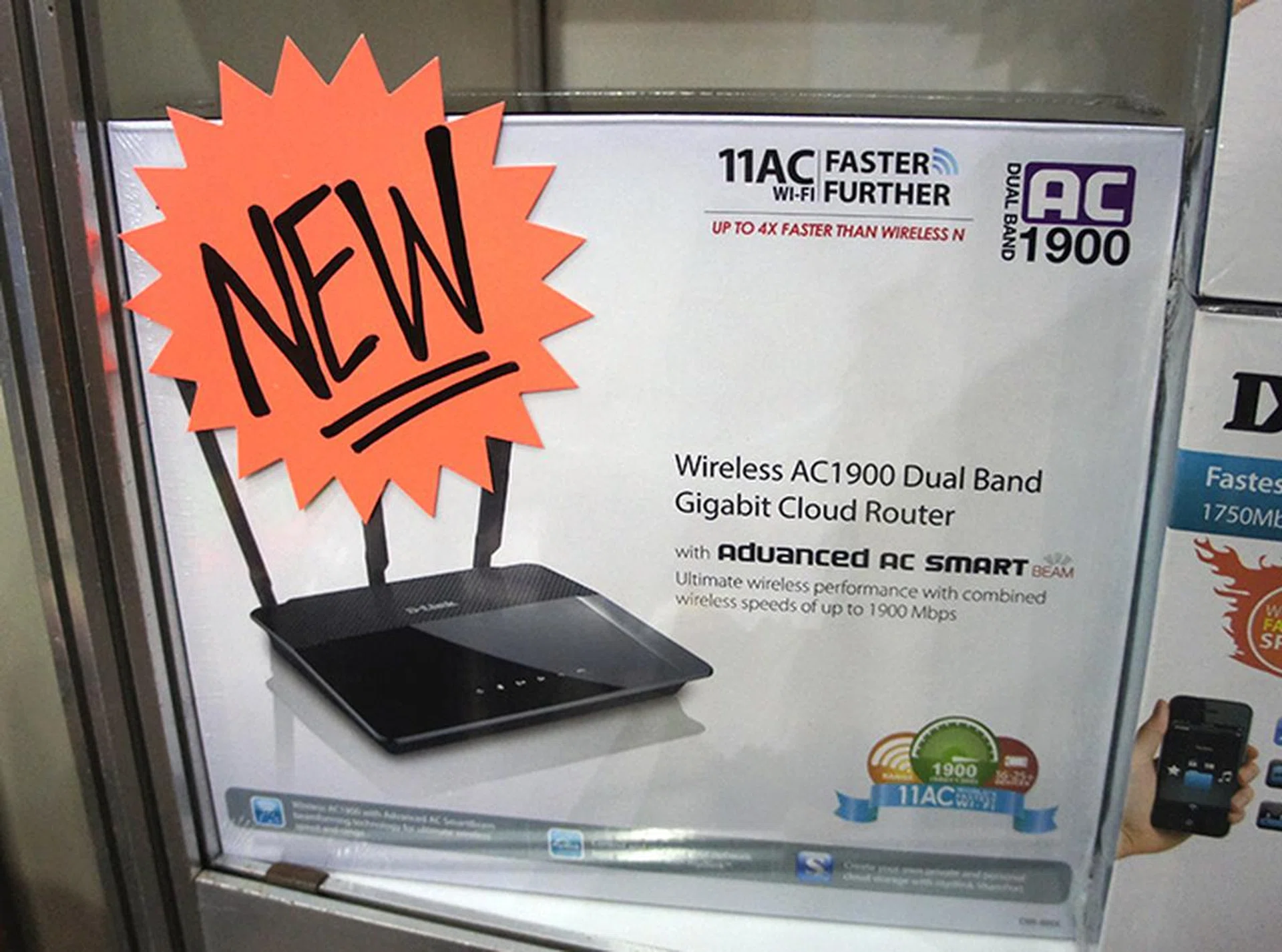 The DIR-880L is D-Link's newest flagship router and offers speeds of up to 1900Mbps on its dual 2.4GHz and 5GHz bands. It also comes with D-Link's suite of cloud applications. It is available for just $199 (U.P: $369) at the show.
