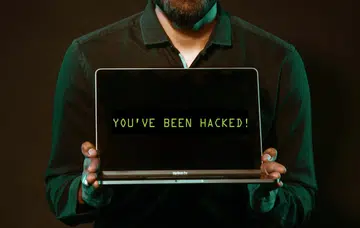 Despite years of awareness, businesses and staff still fall prey to cyberattacks. Image source: Pexels. 