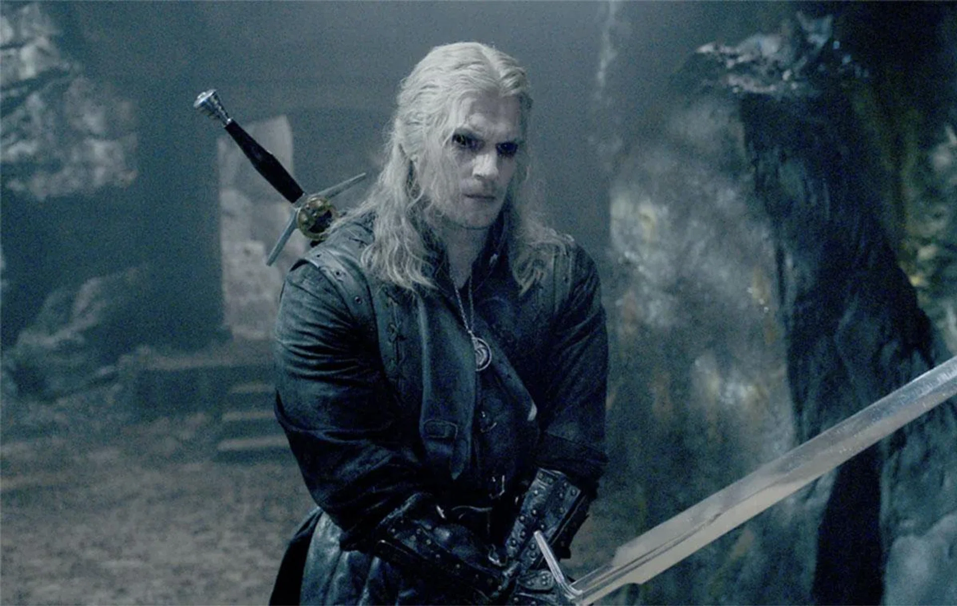 Bidding goodbye to Henry Cavill. (Image Source: Netflix)