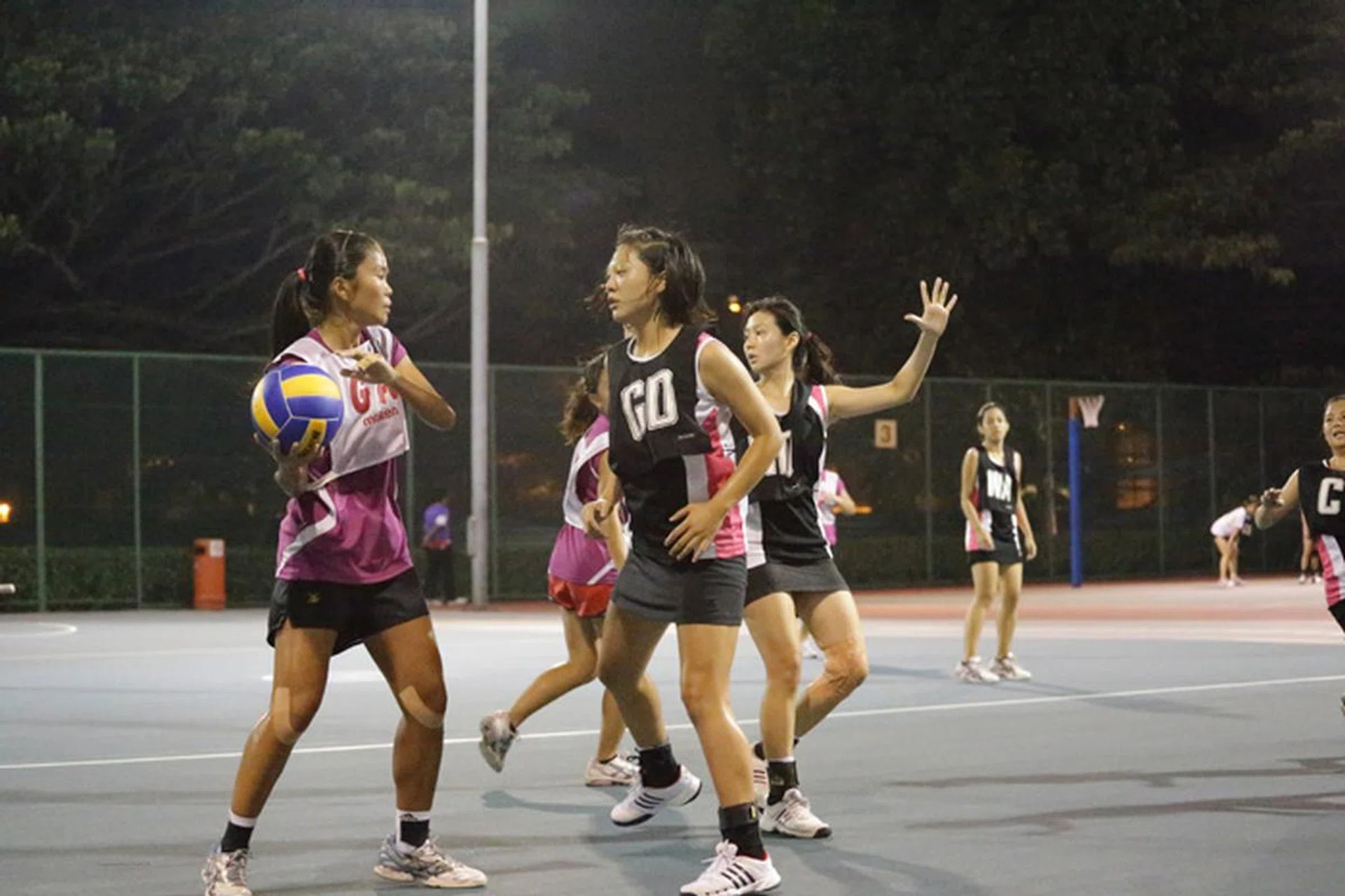 f/4 at 70mm, 1/1000 sec, ISO 51,200.