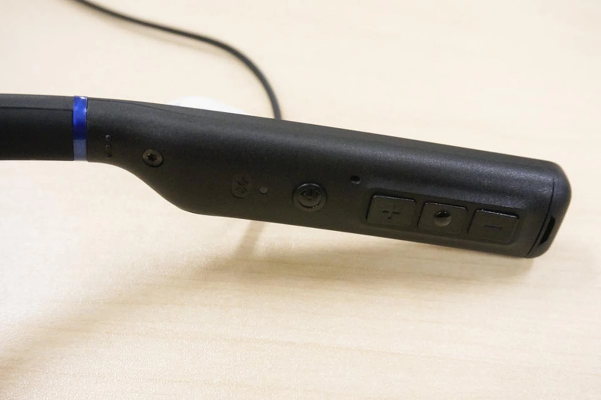 The controls are large enough to hit by feel.