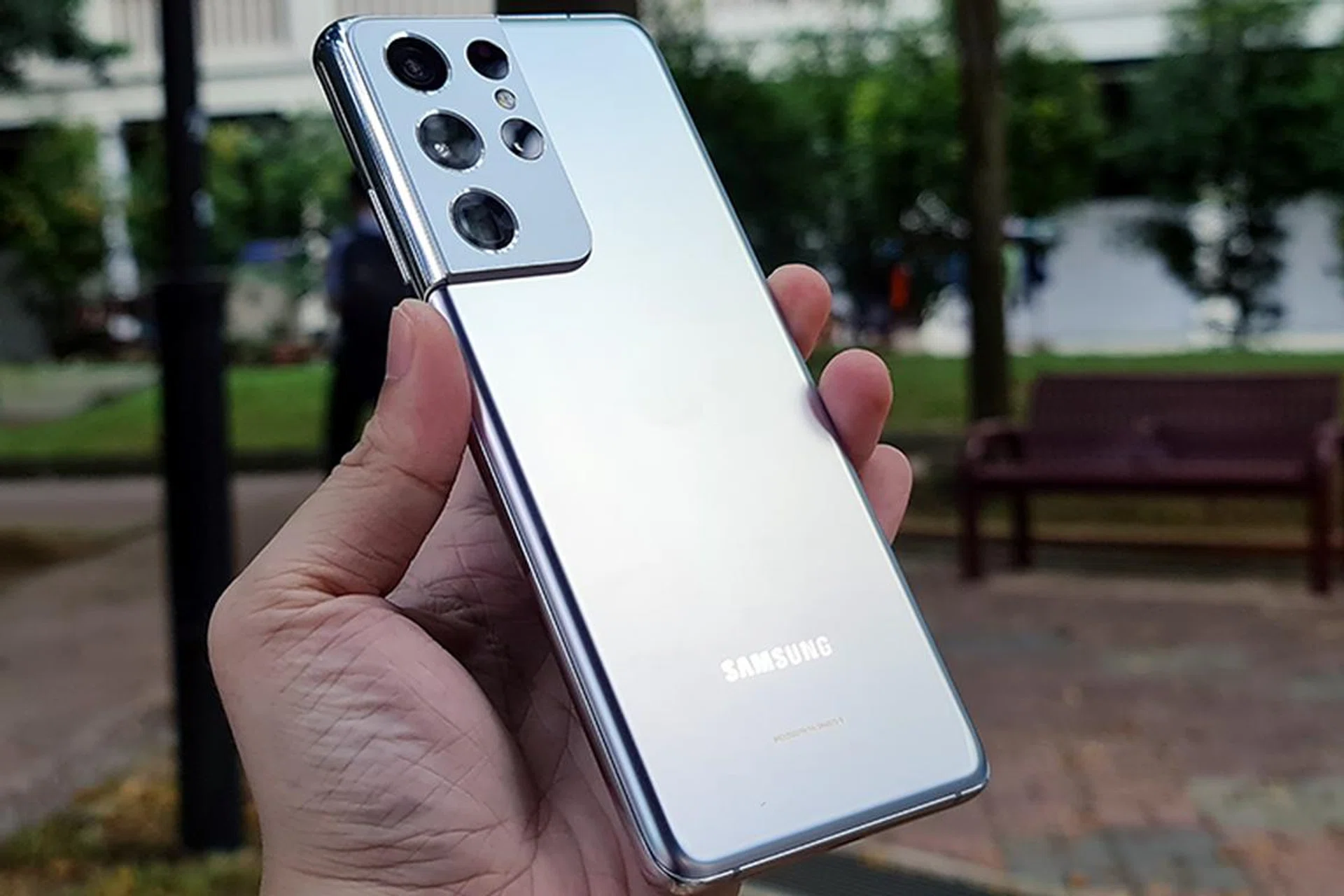 The Samsung Galaxy S21 Ultra 5G.