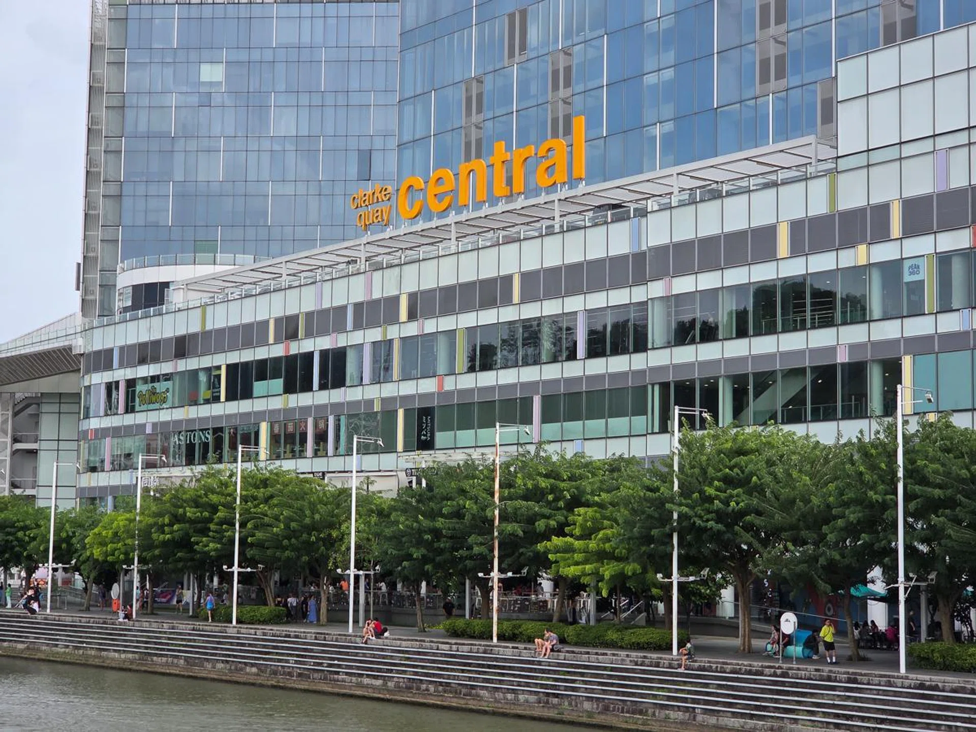 3x optical zoom, Galaxy S25+. Photo: HWZ.