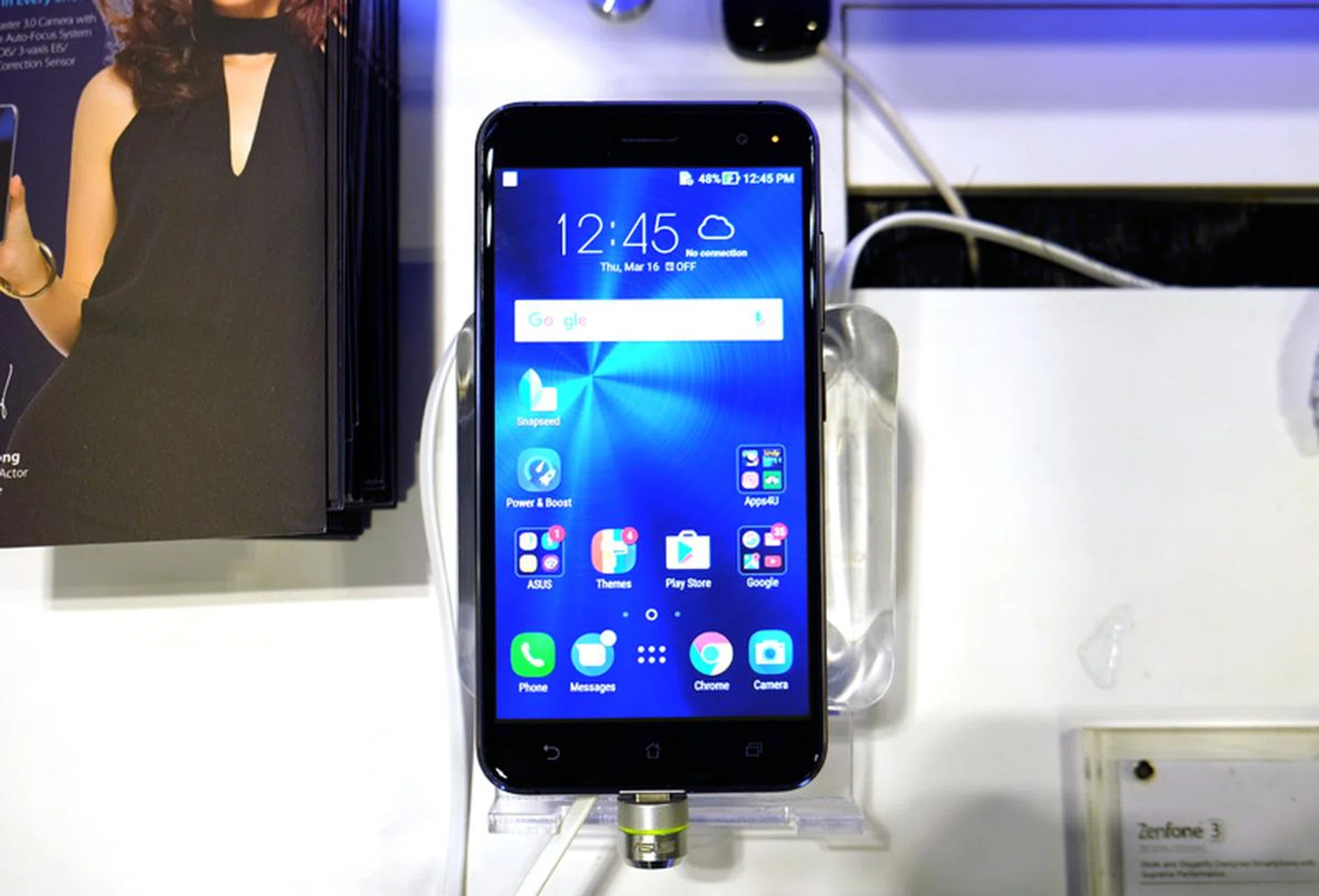 The ZenFone 3 is powered by a Qualcomm Snapdragon 625 processor with 3 or 4GB RAM. The phone has a 5.5-inch Full HD display and runs on Android 6.0 Marshmallow. Pick up the 3GB/32GB storage version for $398, and the 4GB/64GB storage version for $498