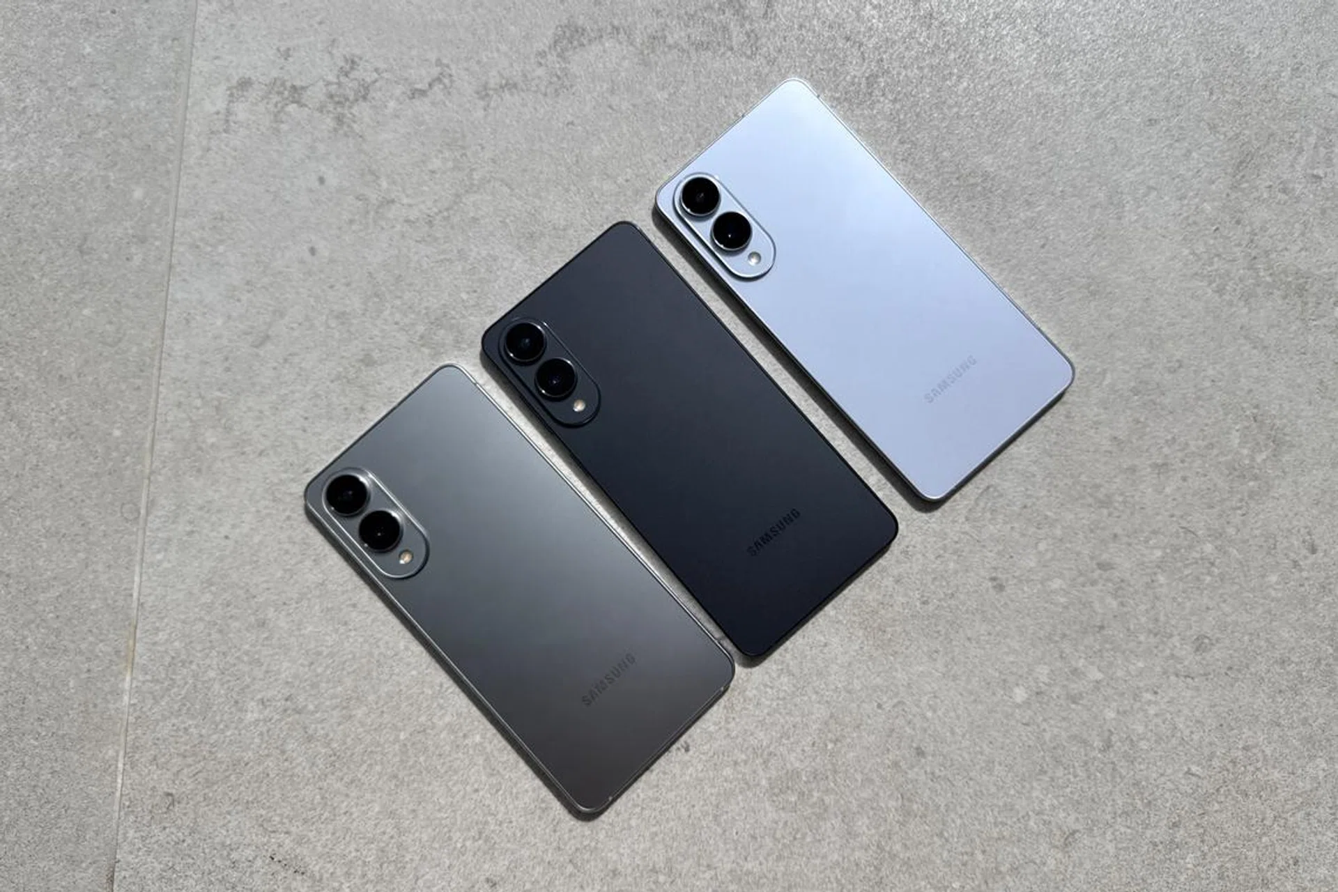 Samsung Galaxy S25 Edge. Photo: HWZ.