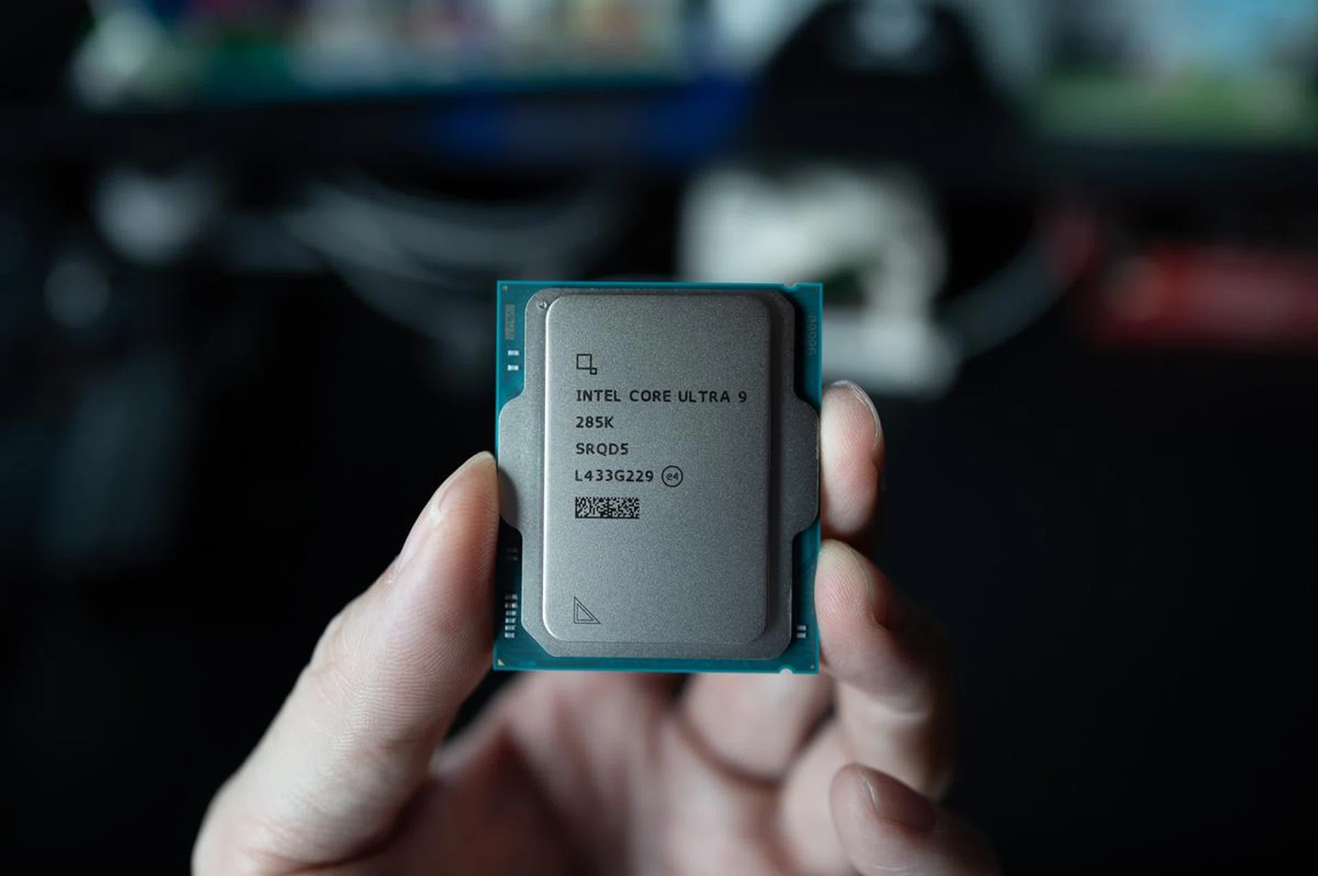 Ultimately, it's the price tag that's holding the Core Ultra 9 285K back. PHOTO: HWZ