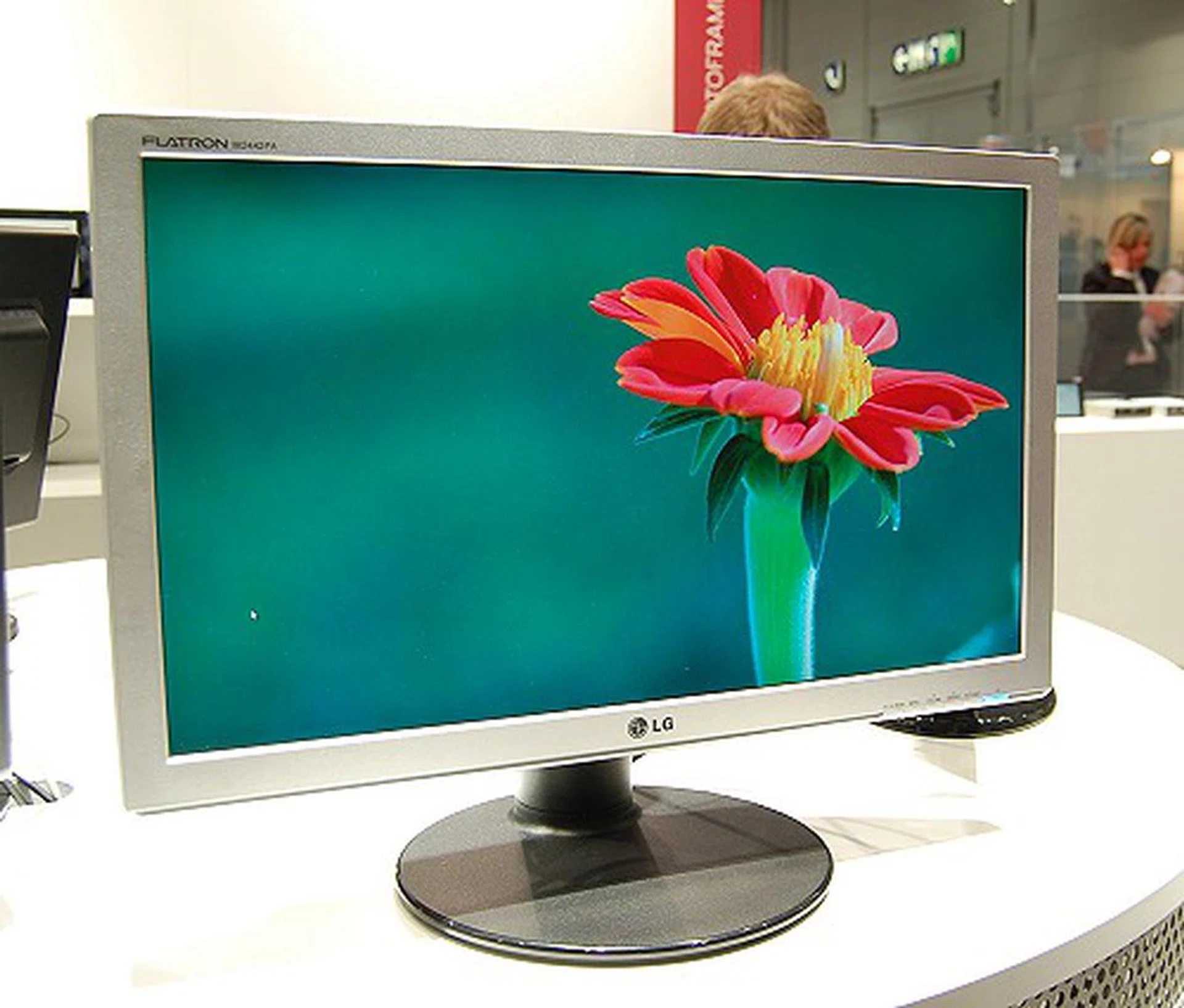  LG had several new displays for showcase which are not yet out in the market till April or June of this year. We'll start off with the eco-friendly office series monitors such as this W2442PA-SF monitor shown in the picture. It's a 24-inch screen, 16:9 aspect ratio, 1920 x 1080 resolution, 2ms response time, 300 lumens brightness, 10000:1 dynamic contrast ratio, has DVI-D, VGA, HDMI and is TCO'03 and EPA Energy Star certified. This is TN-panel, but if you prefer an IPS panel, go for the W2420P.  