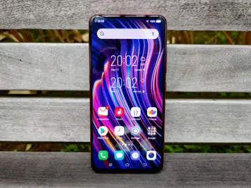 The Vivo V15 Pro wades into battle with its full-screen notchless display.