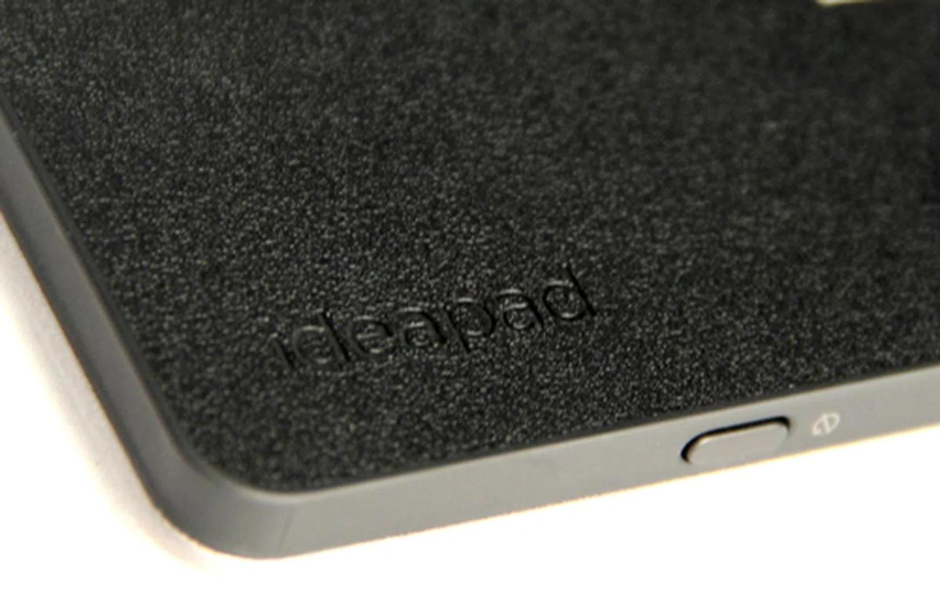 It would be nice if the palm rest was covered in real leather, but we found that the faux leather pretty comfortable too. It also provides plenty of friction when the notebook is in its "stand" mode.