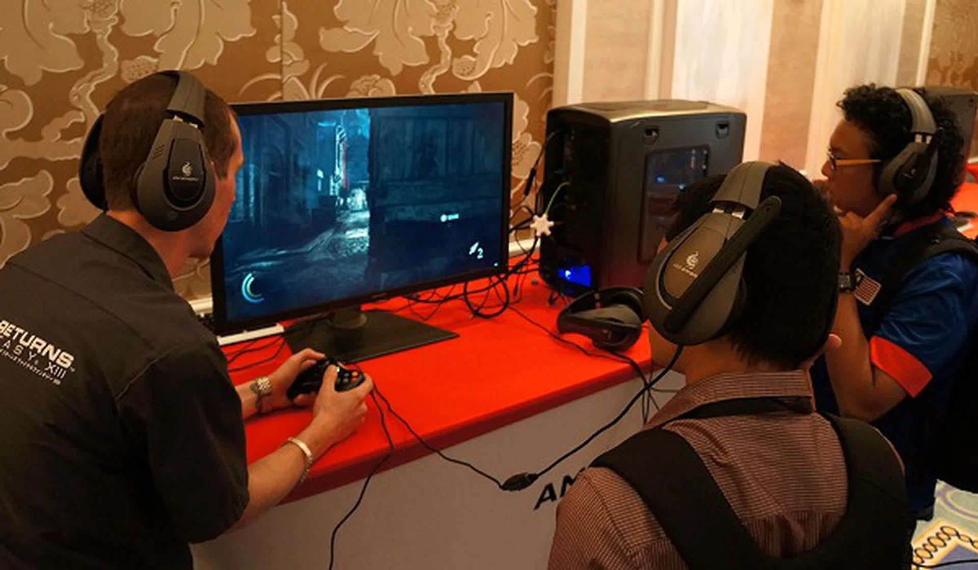 A group of tech journalists (like ourselves) checking out the new Thief game demo with AMD TrueAudio Technology in action. In our opinion, it really works out as advertised bringing heightened game realism.