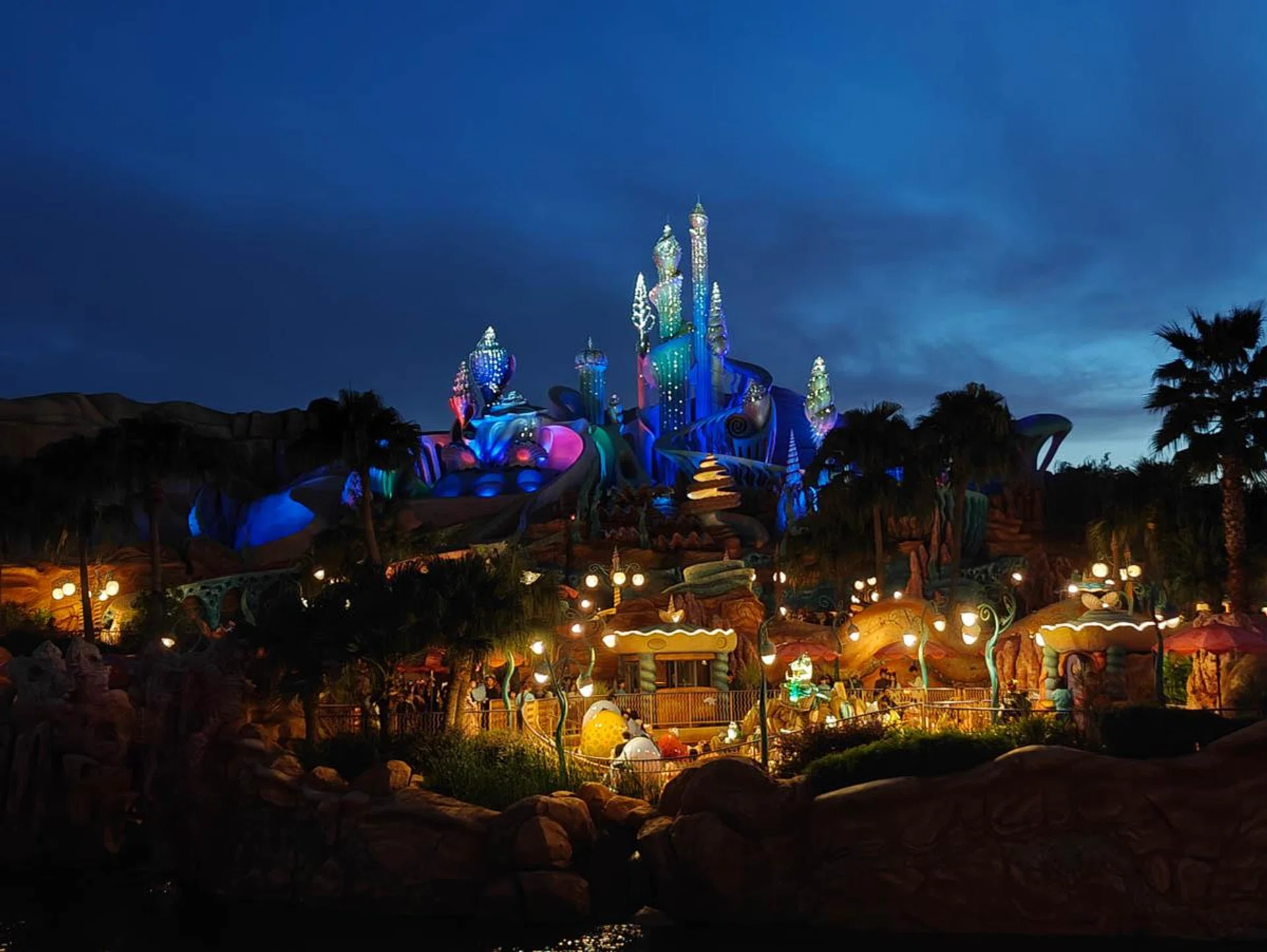 Night shot from main camera.