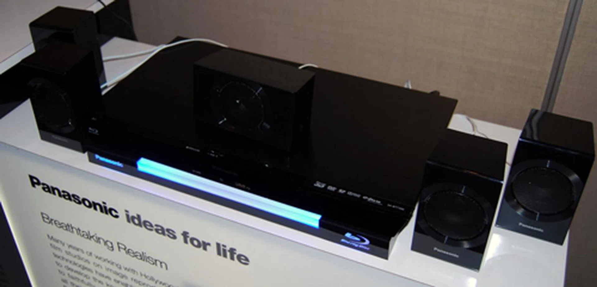 The SC-BTT 300 is the entry level home theatre offering from Panasonic.