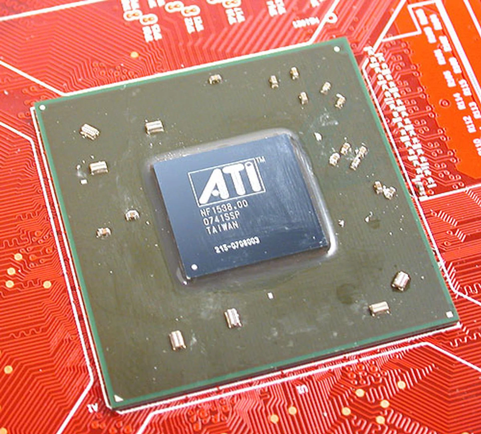 Packing 666 million transistors, the RV670 still manages to squeeze the architecture of the R600 along with ATI's UVD. 