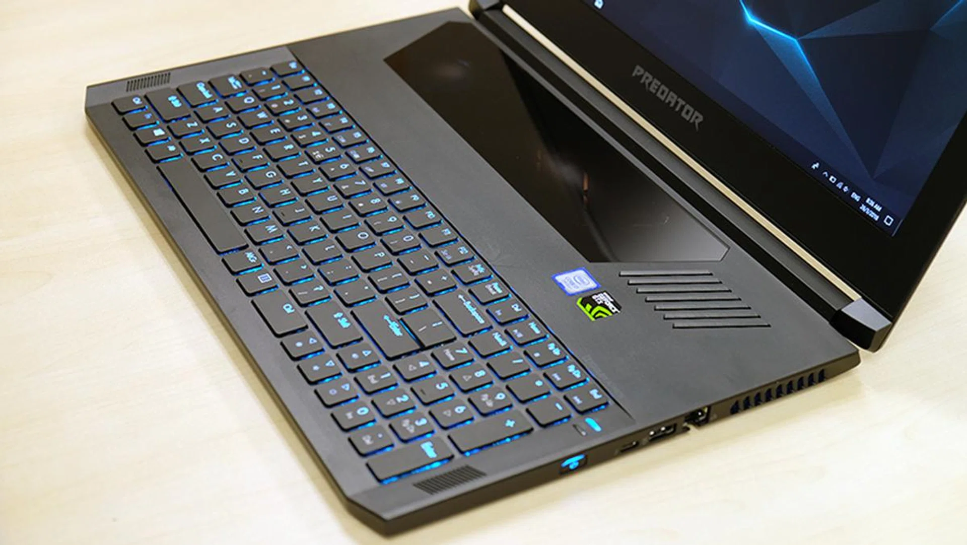 Acer Predator Triton 700